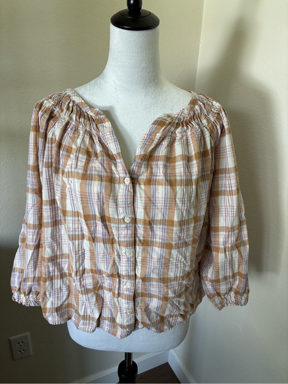GAP Plaid Button-Front Peasant Top - Cream & Brown